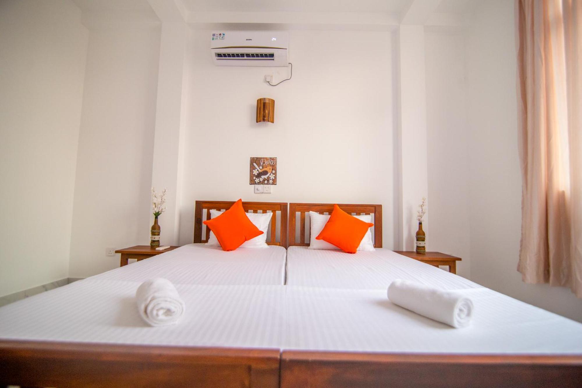 City Sunrise Hikkaduwa Room photo